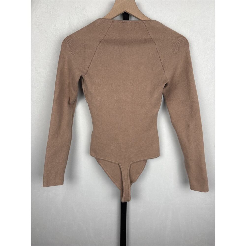 Abercrombie & Fitch Knit Bodysuit‎ Size Small Beige Sweetheart Neck Long Sleeve - Picture 6 of 11